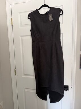 Abbeline Black Velvet Sleeveless High-Low Sheath Dress
